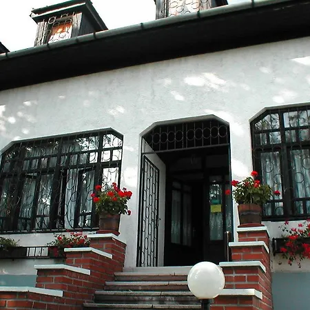 克里斯蒂娜帕子欧酒店