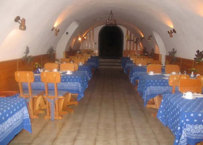 Krisztina Panzió Hotel *